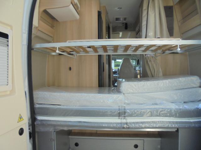 FAMILY VAN